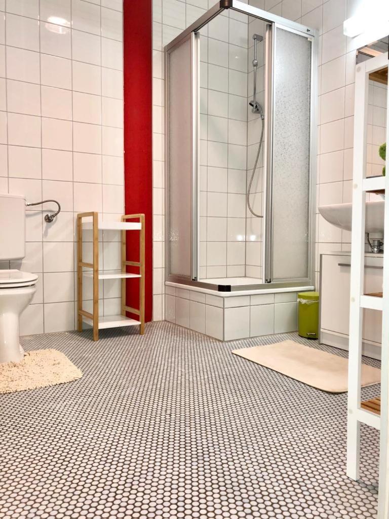 Kobra Room Fuer 4 Personen Spielberg Bei Knittelfeld エクステリア 写真